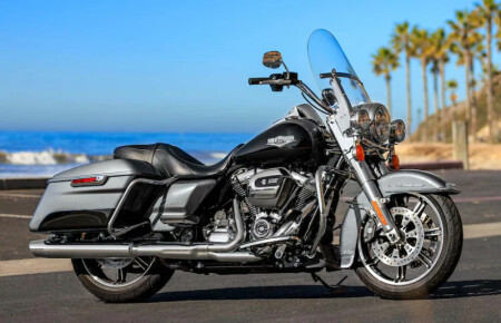 Test ride the 2022 Harley-Davidson® Road King® near Brooksville FL