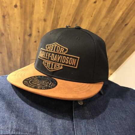 新商品!!メンズ バー&シールド スナップバックキャップ