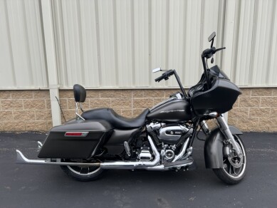 Harley-Davidson<sup>®</sup> Road Glide<sup>®</sup> 2020 FLTRX 603481U-ADV River Rock Gray Denim