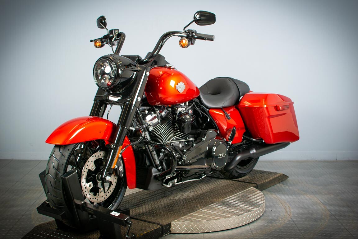 2025 Harley-Davidson Road King Special FLHRXS photo 4