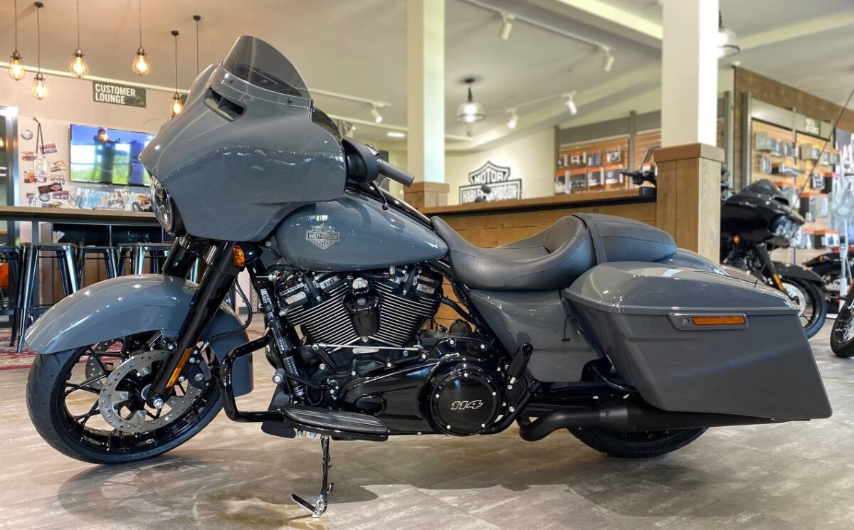 Harley-Davidson, Touring, Street Glide 