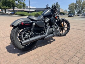 XL 883N 2018 Iron 883<sup>™</sup> thumb 2