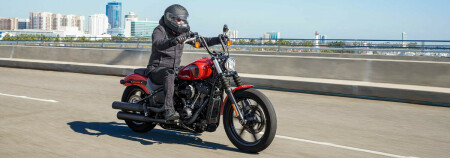 Decide between the 2022 Harley-Davidson® Street Bob® 114 and Fat Bob® 114 near St. Petersburg FL