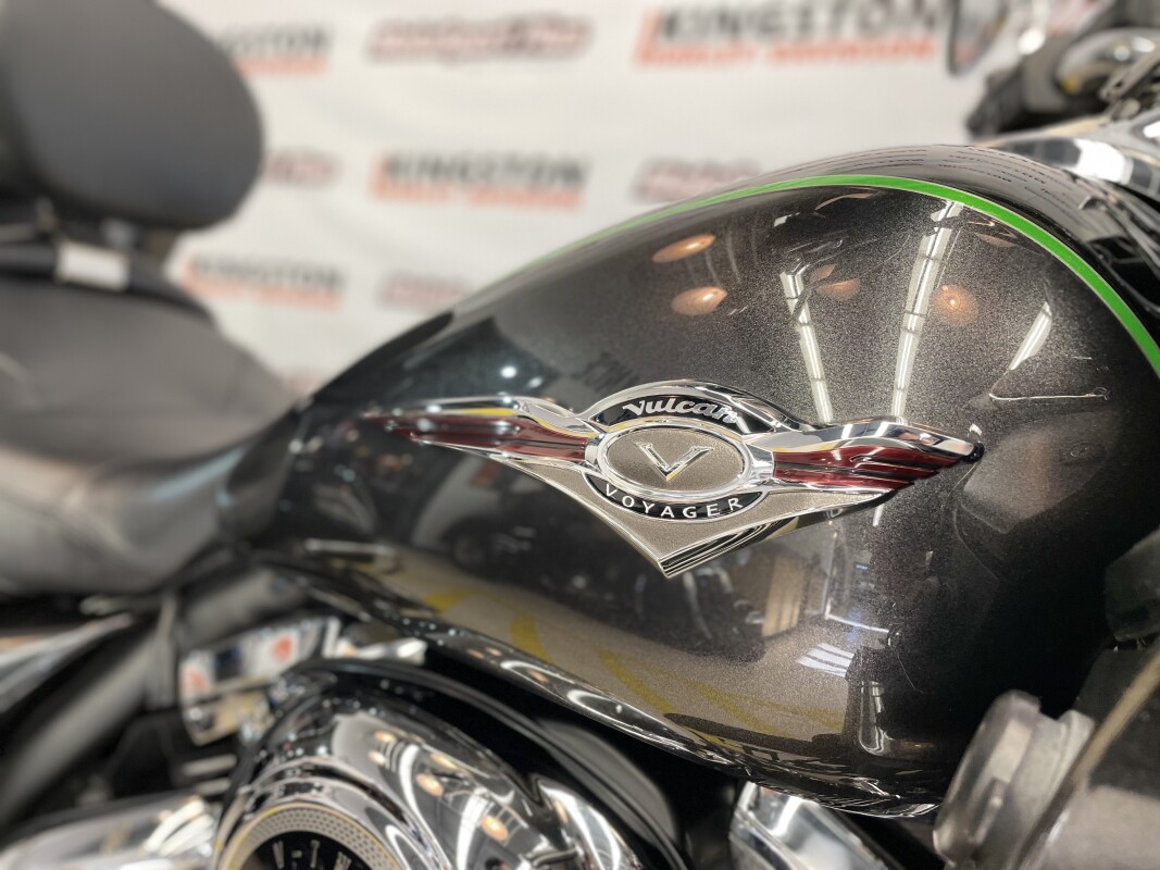 2015 Kawasaki Vulcan 1700 Voyager Black - Photo 10