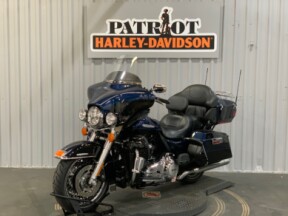 2012 Harley-Davidson® Electra Glide® Ultra Limited Big Blue Pearl/Vivid Black thumb 1
