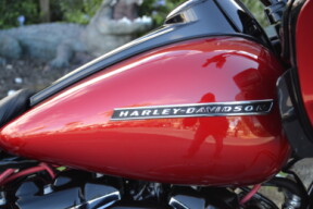 2018 Harley-Davidson<sup>®</sup> Road Glide<sup>®</sup> Special - FLTRXS thumb 1