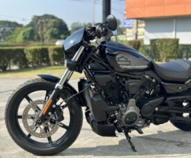 2022 Harley-Davidson® Nightster™ Vivid Black thumb 2