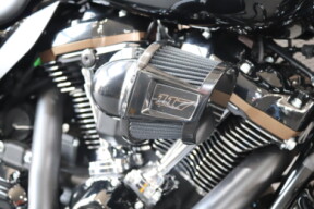 2022 Harley-Davidson<sup>®</sup> Street Glide<sup>®</sup> ST Vivid Black (Black Edition) thumb 0