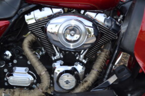 2013 Harley-Davidson<sup>®</sup> Ultra Classic® Electra Glide® Ember Red Sunglo - FLHTCU thumb 0