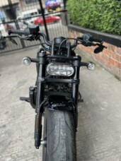 2021 Harley-Davidson<sup>®</sup> Sportster<sup>®</sup> S Black thumb 2