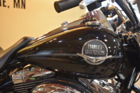 2010 Harley-Davidson HD FLHRC Touring Road King Classic thumb 2