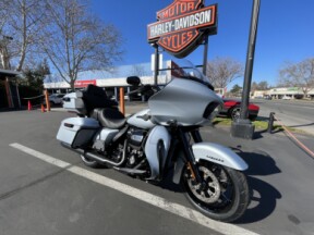 FLTRK 2023 Road Glide<sup>®</sup> Limited thumb 3