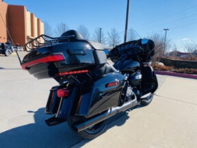 2022 Harley-Davidson<sup>®</sup> Ultra Limited FLHTK thumb 1