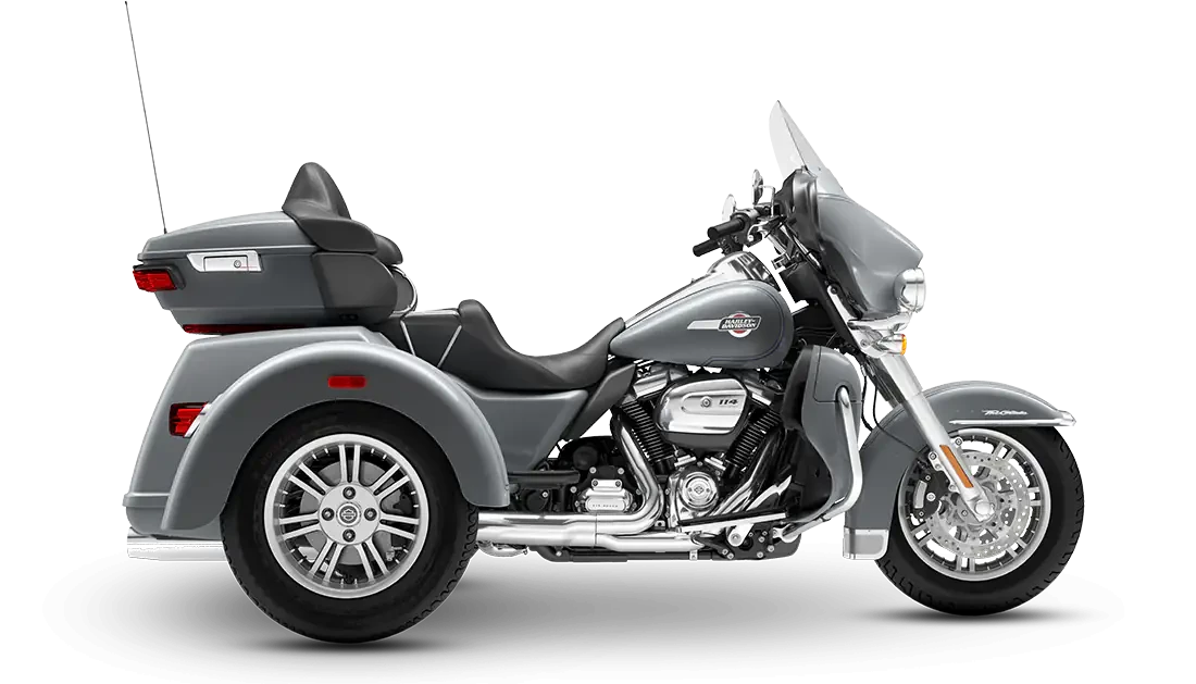 2023 Harley-Davidson<sup>®</sup> Tri Glide<sup>®</sup> Ultra Atlas Silver Metallic