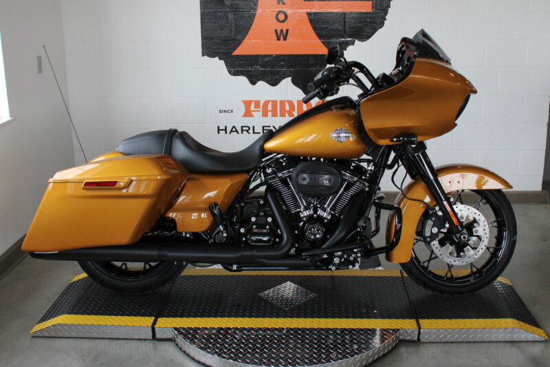 FLTRXS 2023 Road Glide<sup>®</sup> Special