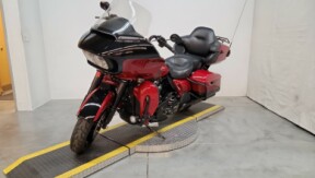 FLTRK 2020 Road Glide<sup>®</sup> Limited thumb 2