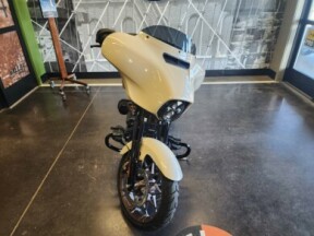 2023 Harley-Davidson Street Glide ST FLHXST  WHITE SAND PEARL thumb 2