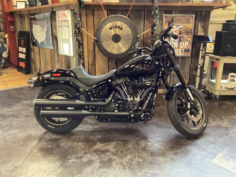 FXLRS 2023 Low Rider<sup>®</sup> S