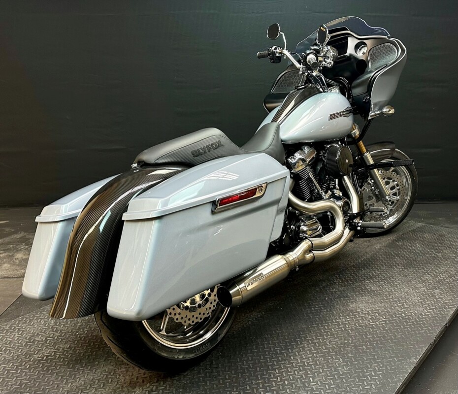 Harley-Davidson Road Glide 2023 FLTRX ATLAS SLV MTLIC - Photo 8