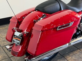 FLTRX 2023 Road Glide<sup>®</sup> thumb 0