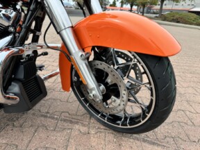 FLHXS 2023 Street Glide<sup>®</sup> Special thumb 1