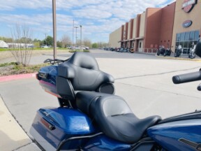 2023 Harley-Davidson<sup>®</sup> Road Glide<sup>®</sup> Limited FLTRK thumb 0