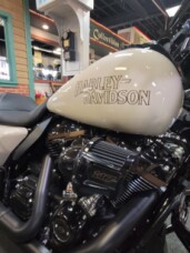 2023 Harley-Davidson<sup>®</sup> Street Glide<sup>®</sup> ST White Sand Pearl – Black Finish thumb 0