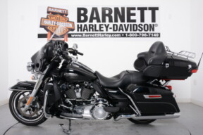 2017 Harley-Davidson<sup>®</sup> FLHTCU Electra Glide® Ultra Classic®  thumb 1