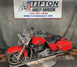 FLHR 2020 Road King<sup>®</sup> thumb 3