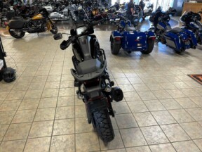 2023 Harley-Davidson<sup>®</sup> Pan America™ 1250 Special Vivid Black thumb 0