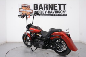 2018 Harley-Davidson<sup>®</sup> FXBB Street Bob<sup>®</sup>  thumb 2
