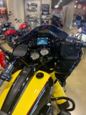 2023 Harley-Davidson® Road Glide® Special Industrial Yellow/Vivid Black – Blac thumb 1