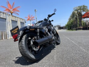 2023 Harley-Davidson<sup>®</sup> Nightster™ Vivid Black thumb 1