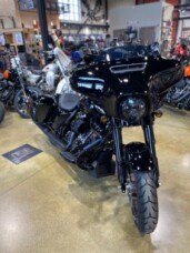 2023 Harley-Davidson® Street Glide® ST Vivid Black thumb 3