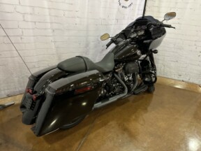 2023 Harley-Davidson<sup>®</sup> Road Glide<sup>®</sup> Special FLTRXS Vivid Black thumb 3