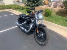 2019 Harley-Davidson® Forty-Eight® Industrial Gray thumb 2