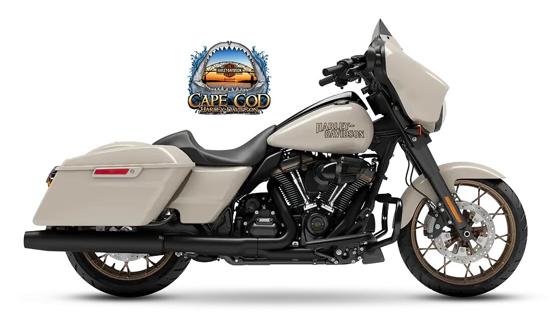 2023 Harley-Davidson<sup>®</sup> Street Glide<sup>®</sup> ST White Sand Pearl – Black Finish