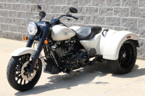 FLRT 2023 Freewheeler<sup>®</sup> thumb 1