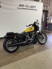2023 Harley-Davidson® Nightster™ Special Industrial Yellow thumb 2