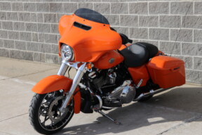 FLHXS 2023 Street Glide<sup>®</sup> Special thumb 1
