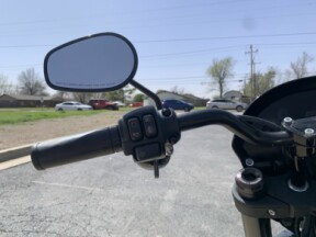 Harley-Davidson<sup>®</sup> Low Rider<sup>®</sup> S 2020 FXLRS Vivid Black thumb 0