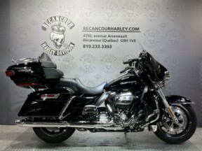 2019 Harley-Davidson® Ultra Limited Vivid Black thumb 3