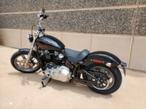 2023 Harley-Davidson<sup>®</sup> Softail<sup>®</sup> Standard Vivid Black thumb 1