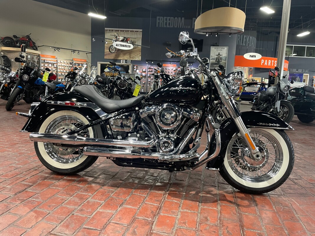 2019 HarleyDavidson® Deluxe Vivid Black Bumpus HD of Memphis
