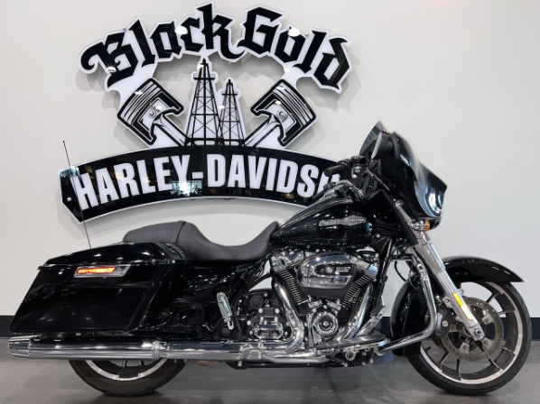 2022 Harley-Davidson<sup>®</sup> Street Glide<sup>®</sup> FLHX