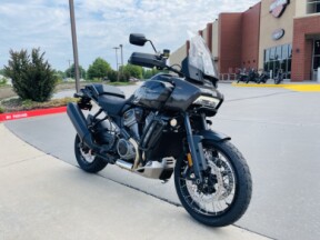 2023 Harley-Davidson<sup>®</sup> Pan America™ 1250 Special RA1250S thumb 3