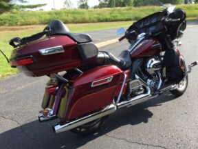 2016 Harley-Davidson<sup>®</sup> Electra Glide<sup>®</sup> Ultra Classic<sup>™</sup> Two-Tone Myster thumb 1