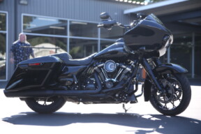 FLTRXS 2020 Road Glide<sup>®</sup> Special thumb 3