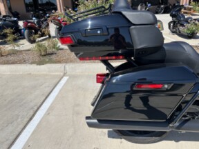 2020 Harley-Davidson<sup>®</sup> Road Glide<sup>®</sup> Limited Black thumb 1