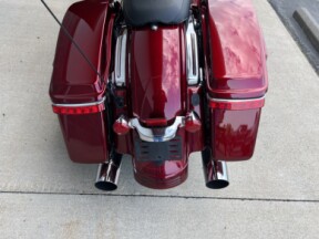 2016 Harley-Davidson<sup>®</sup> Street Glide<sup>®</sup> Special Velocity Red Sunglo thumb 1
